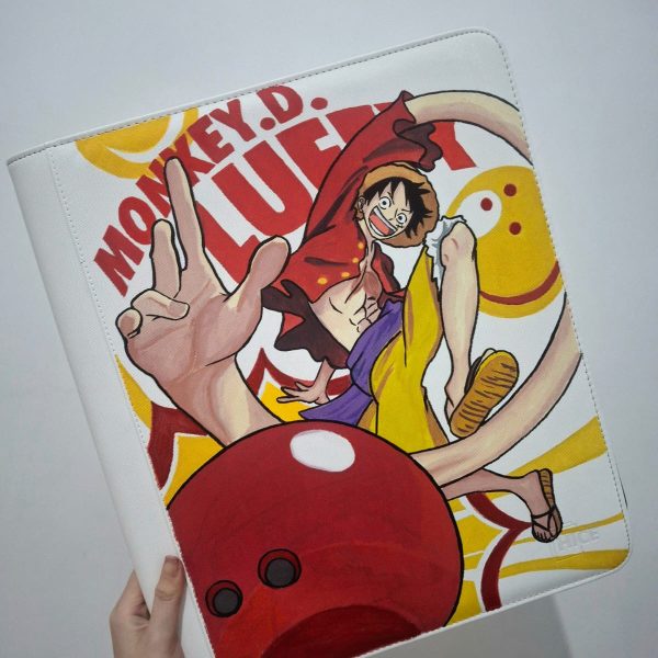 One Piece Straw Hat Pirates × ROUND1 Collection – 9-Pocket Toploader Binder